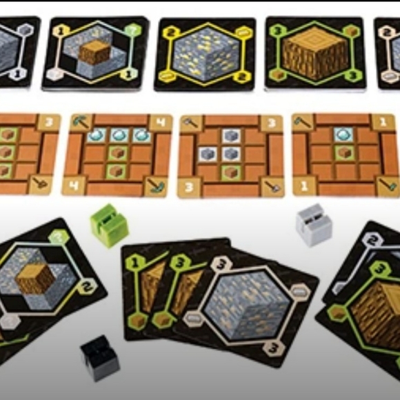 Minecraft Card Game - Picture 4 of 7
